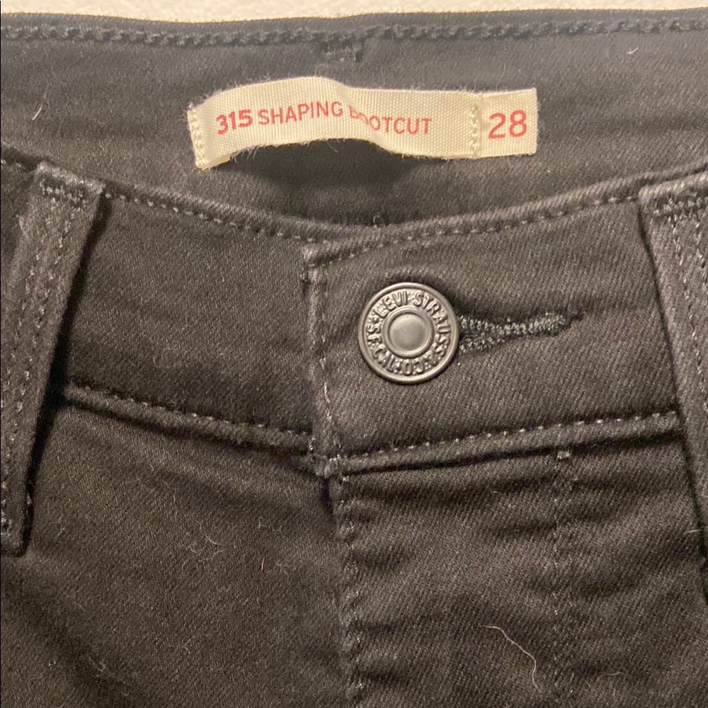 Levis 315 Shaping Bootcut Women’s black stretch high rise jean - Picture 6 of 7